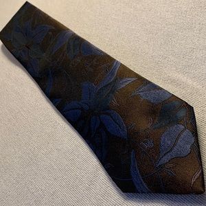 Polyester Christian Dior black and blue floral tie